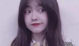 抖音女网红微密圈吃瓜,揭秘网红圈层背后的故事